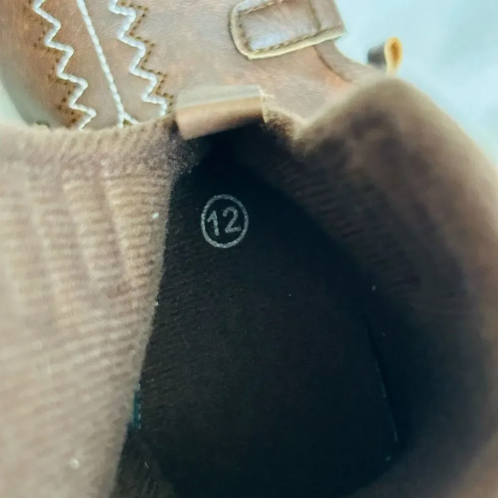 Infant Boots 12 and Moccasins 2(3-6M)